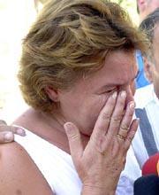 La madre de Sonia Carabantes asegura que los vaqueros encontrados no son de su hija